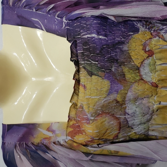 UNITY SLEEVELESS TOP Size medium - Picture 3 of 8